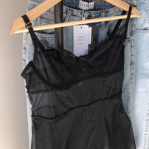 *SOLD* la Vie en Rose Sheer Lingerie Top - Picture 2 of 6